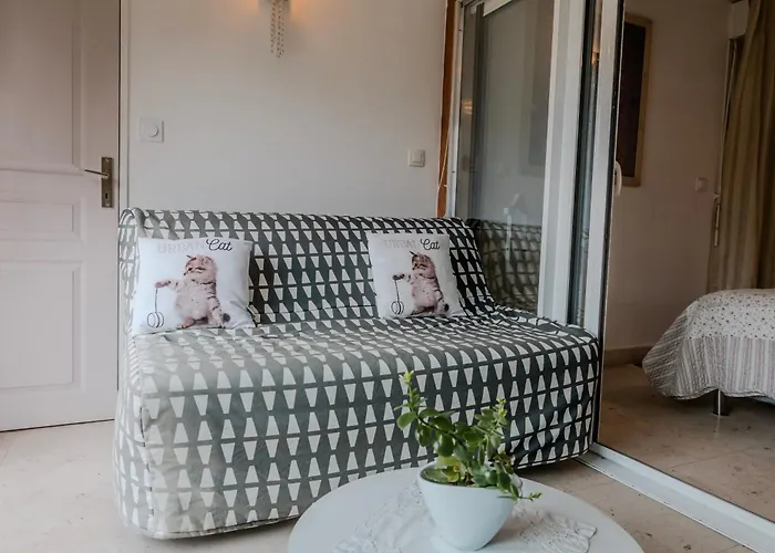 Armand 3* Louvigny (Calvados)