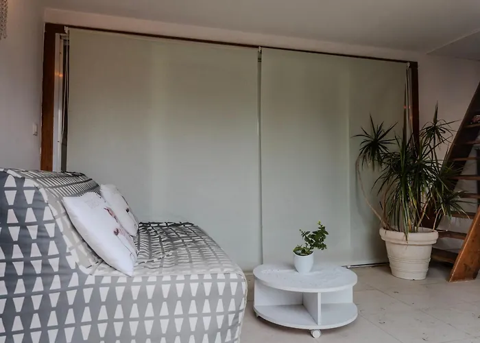 Armand 3* Louvigny (Calvados)